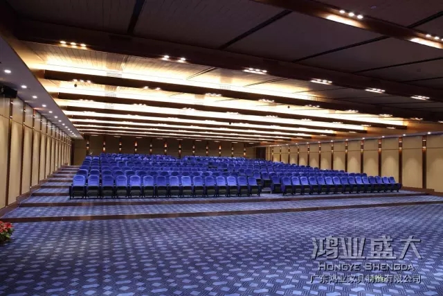 優(yōu)質冷軋鋼模具液壓成型，表面靜電噴涂處理的站腳，優(yōu)質高密度硬木多層板背板