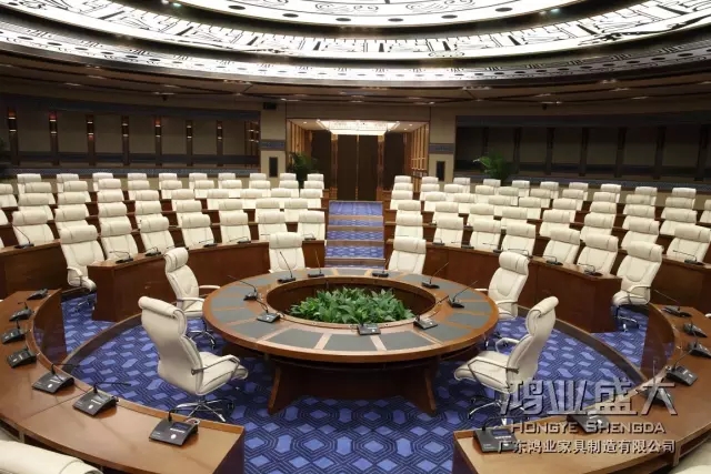 表面還采用優(yōu)質天然環(huán)保油漆，無污染、無異味